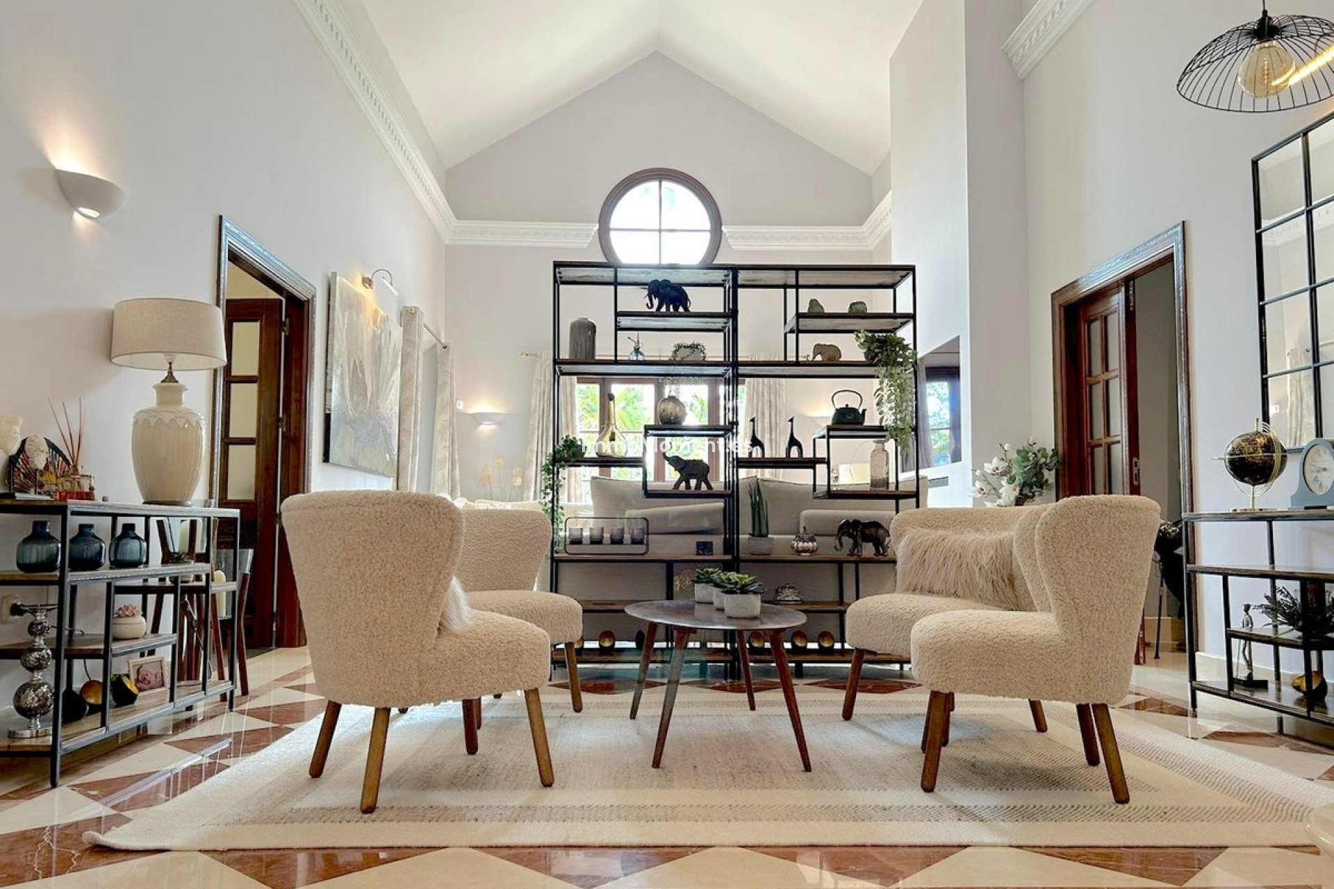 Bestaande woning - Vrijstaande villa - Estepona  - Estepona Centro