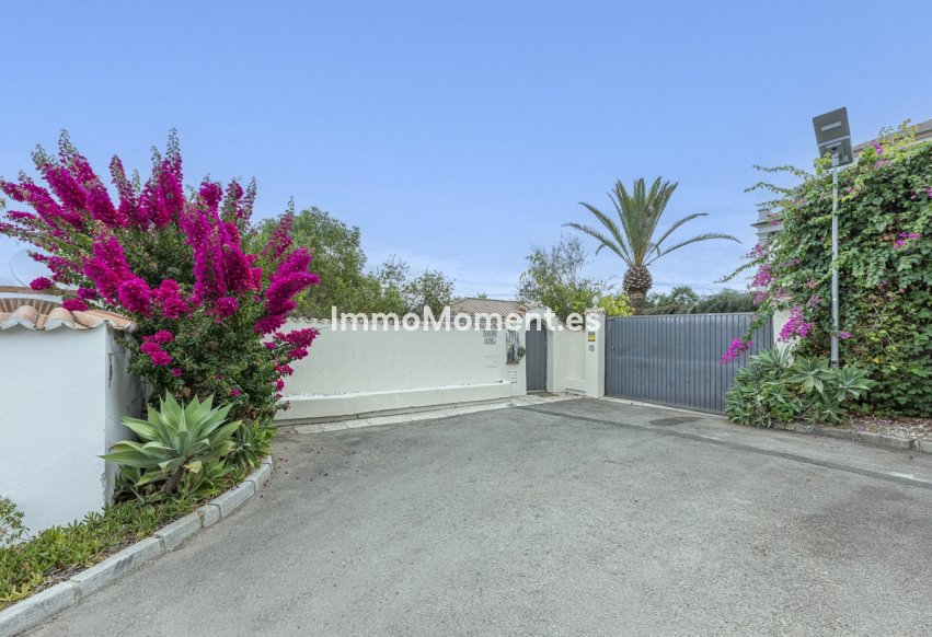 Bestaande woning - Vrijstaande villa - Estepona  - Estepona Centro