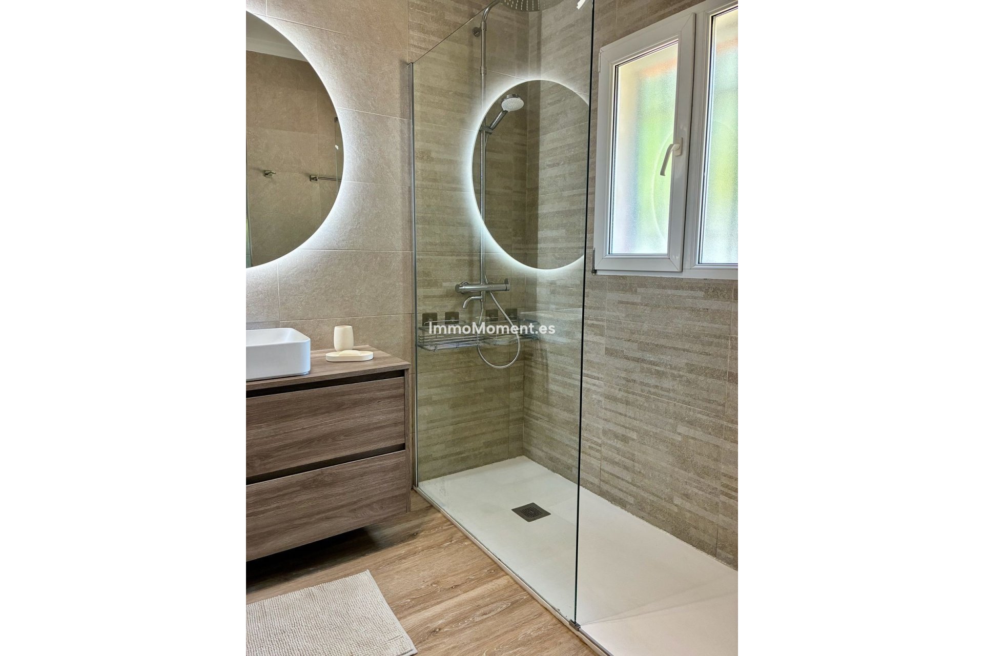 Bestaande woning - Vrijstaande villa - Estepona  - Estepona Centro