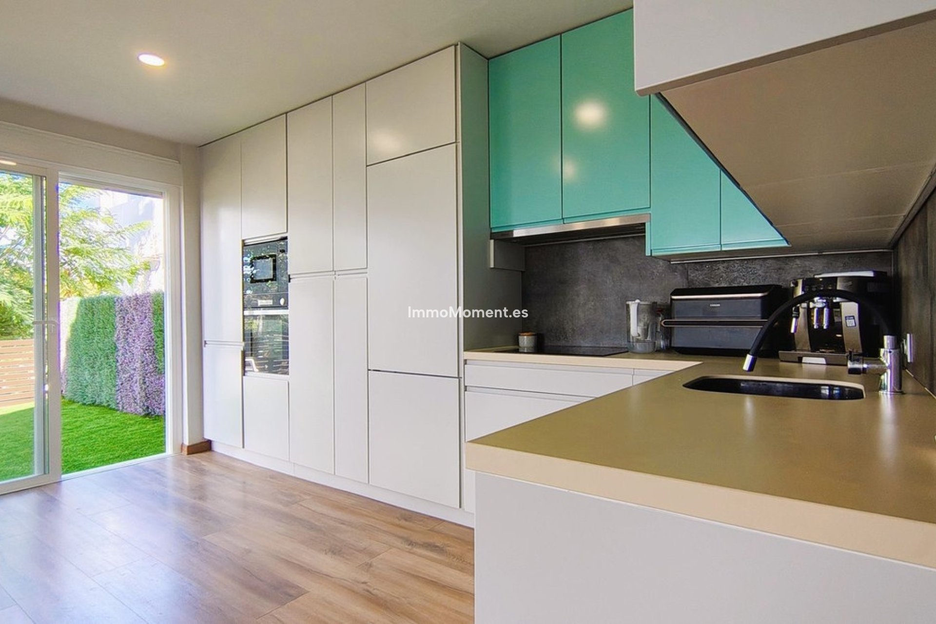 Bestaande woning - Vrijstaande villa - Estepona  - Estepona Centro