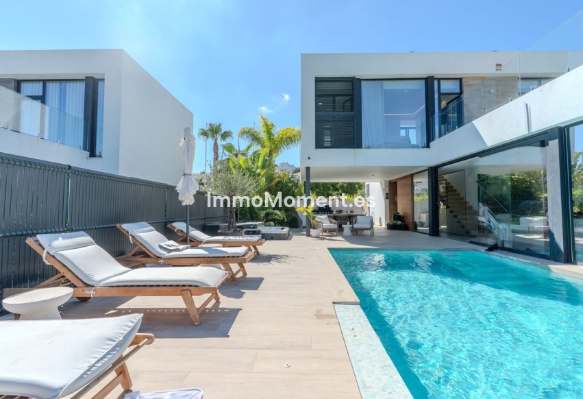 Bestaande woning - Vrijstaande villa - Estepona  - Estepona Centro