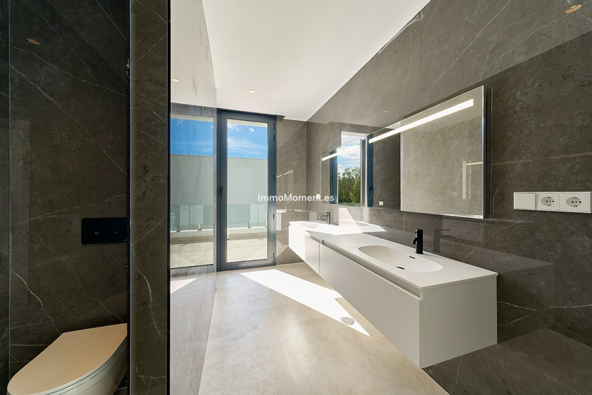 Bestaande woning - Vrijstaande villa - Estepona  - Estepona Centro