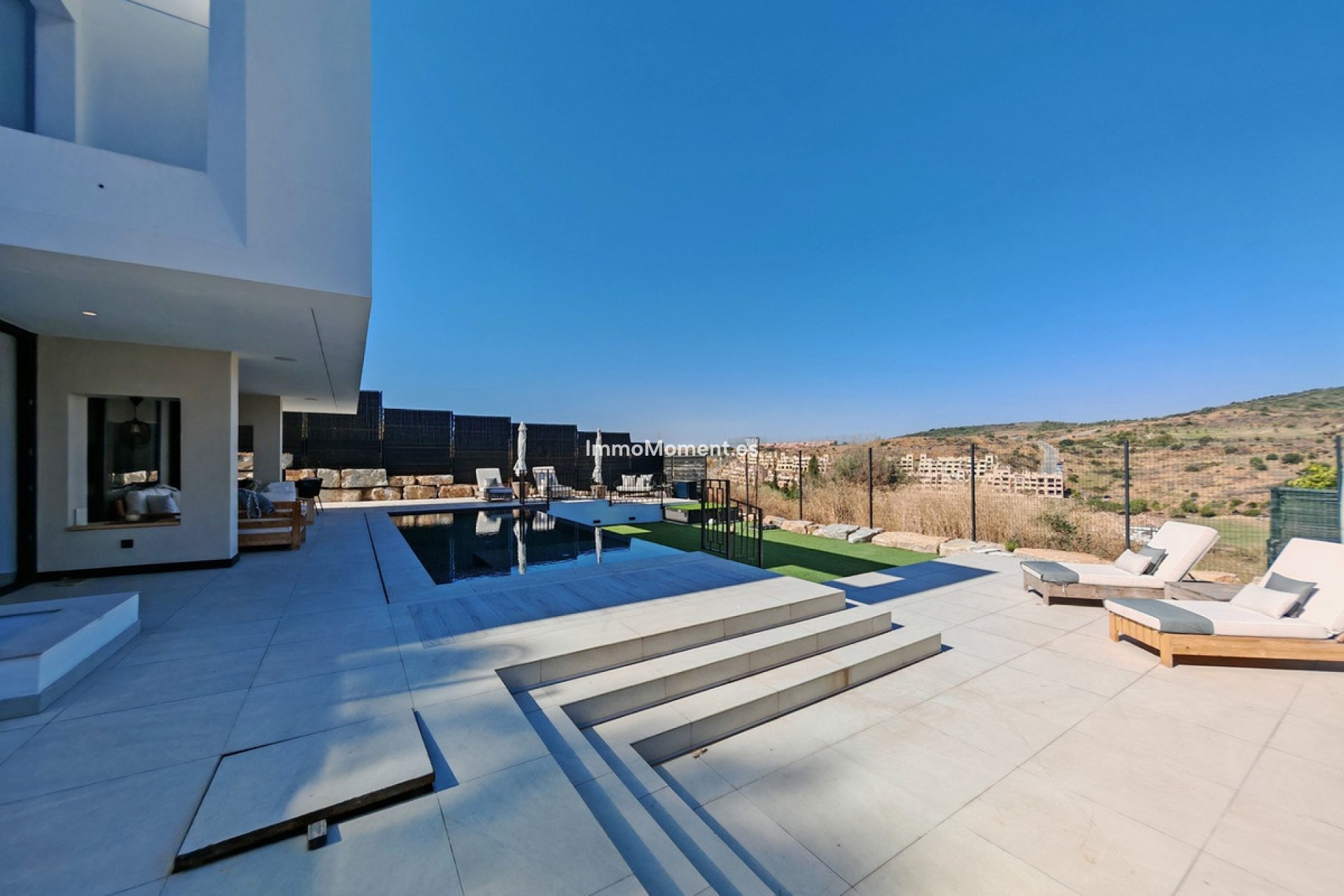Bestaande woning - Vrijstaande villa - Estepona  - Estepona Centro