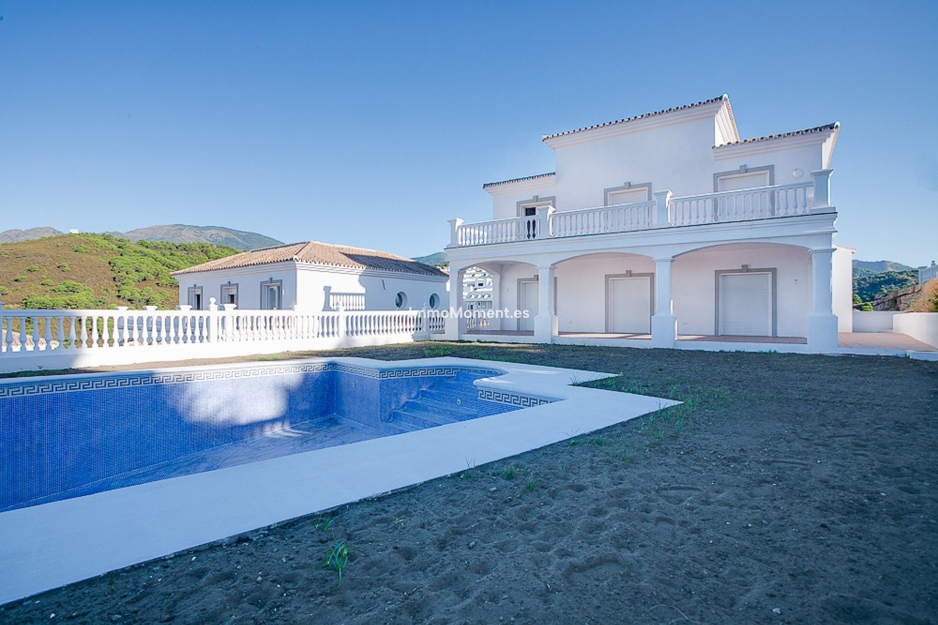 Bestaande woning - Vrijstaande villa - Estepona  - Estepona Centro