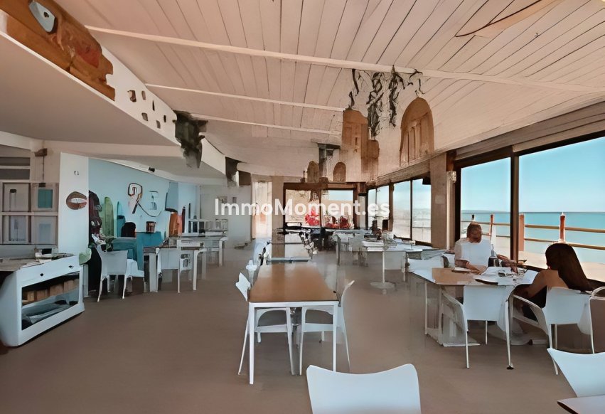 Bestaande woning - Vrijstaande villa - Estepona  - Estepona Centro