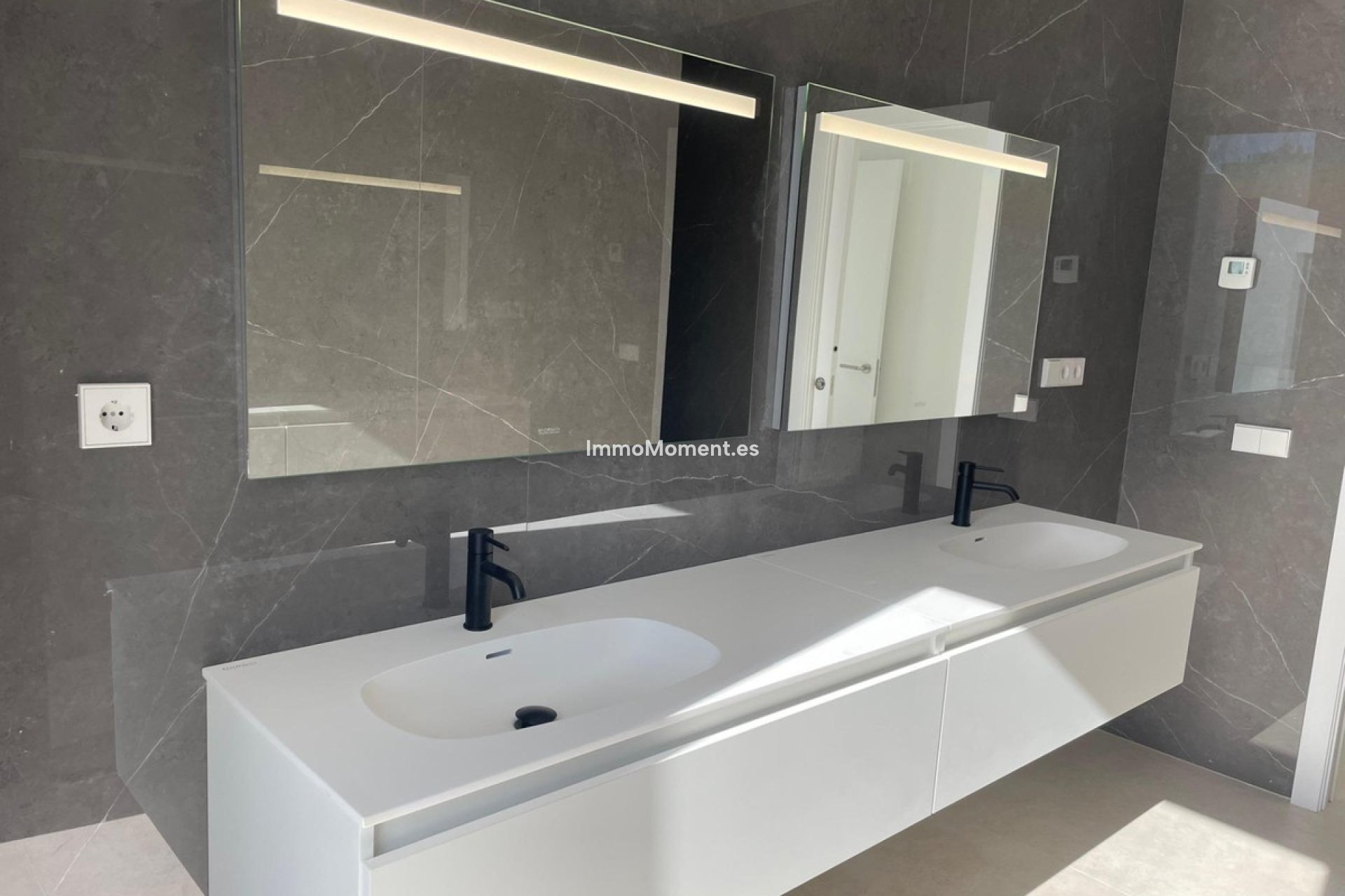 Bestaande woning - Vrijstaande villa - Estepona  - Estepona Centro