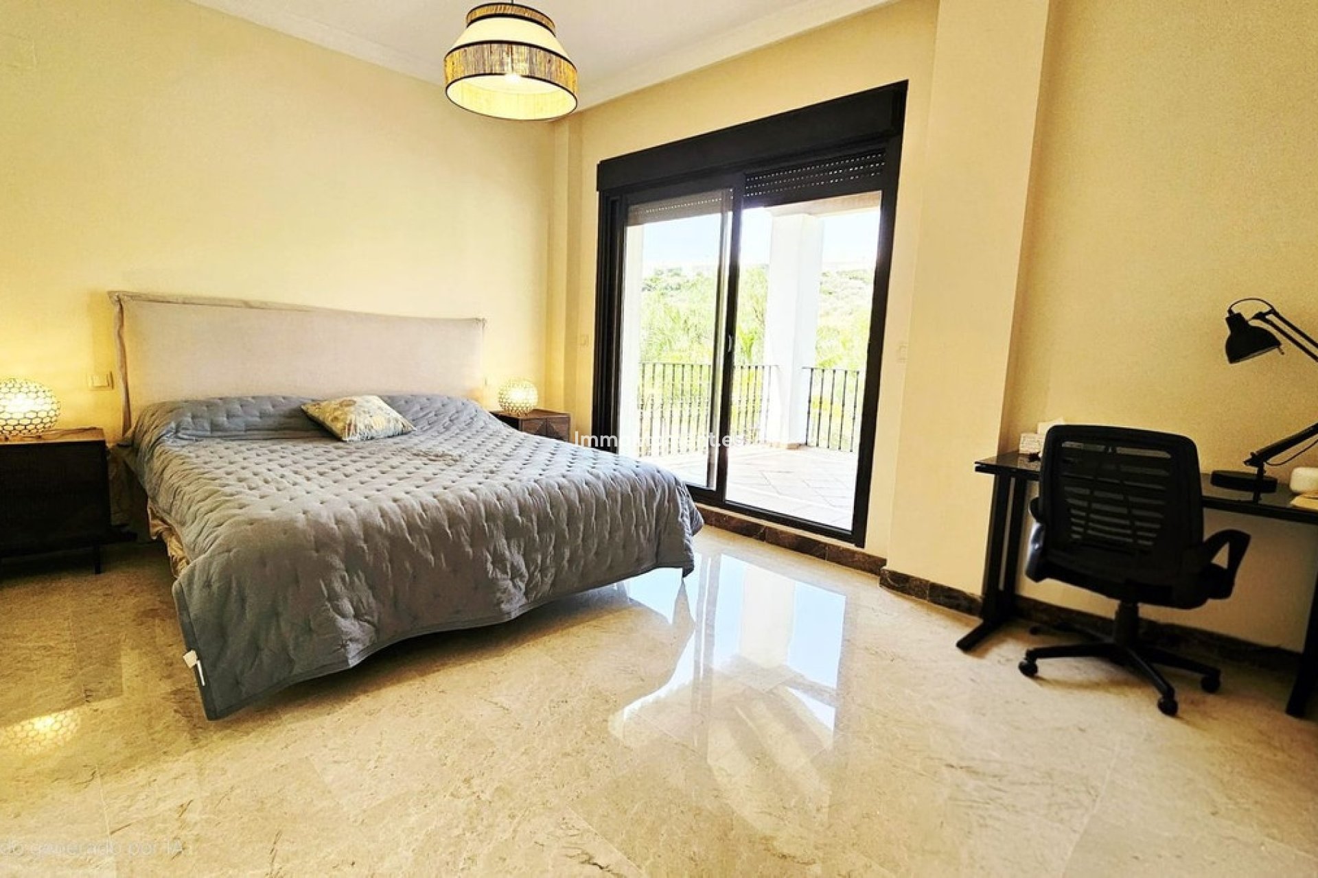 Bestaande woning - Vrijstaande villa - Estepona  - Estepona Centro