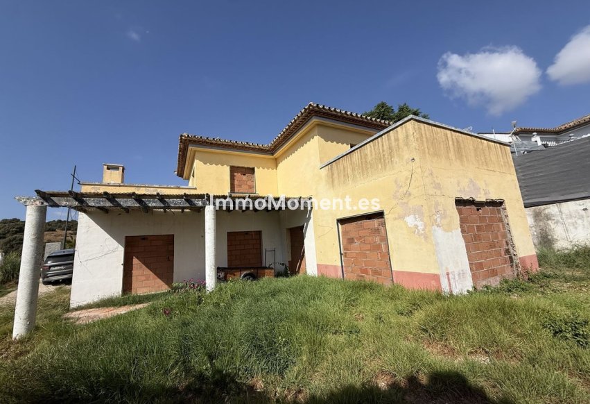 Bestaande woning - Vrijstaande villa - Estepona  - Estepona Centro