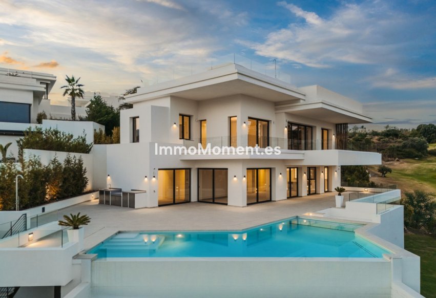 Bestaande woning - Vrijstaande villa - Estepona  - Estepona Centro