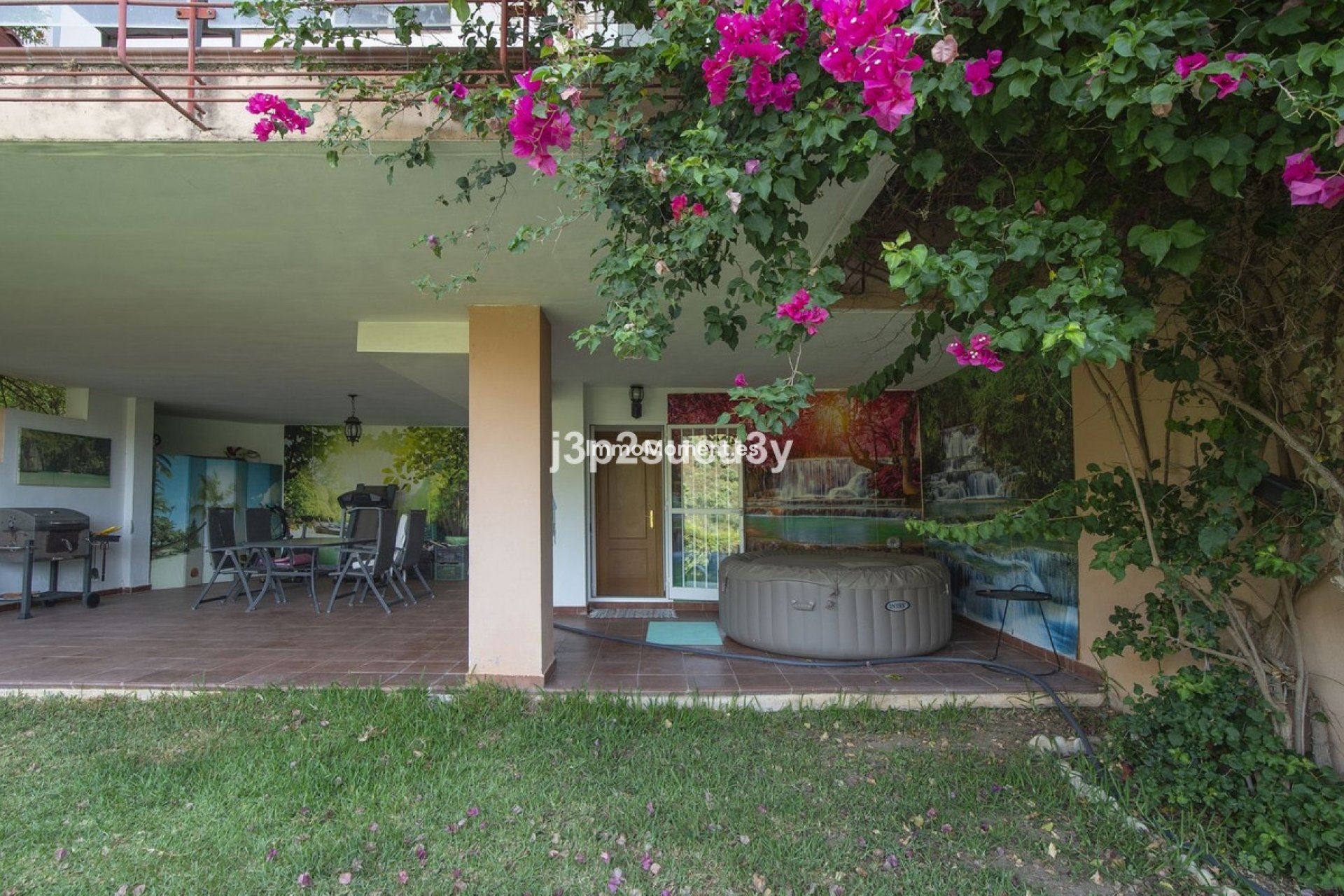 Bestaande woning - Vrijstaande villa - Estepona  - Estepona Centro