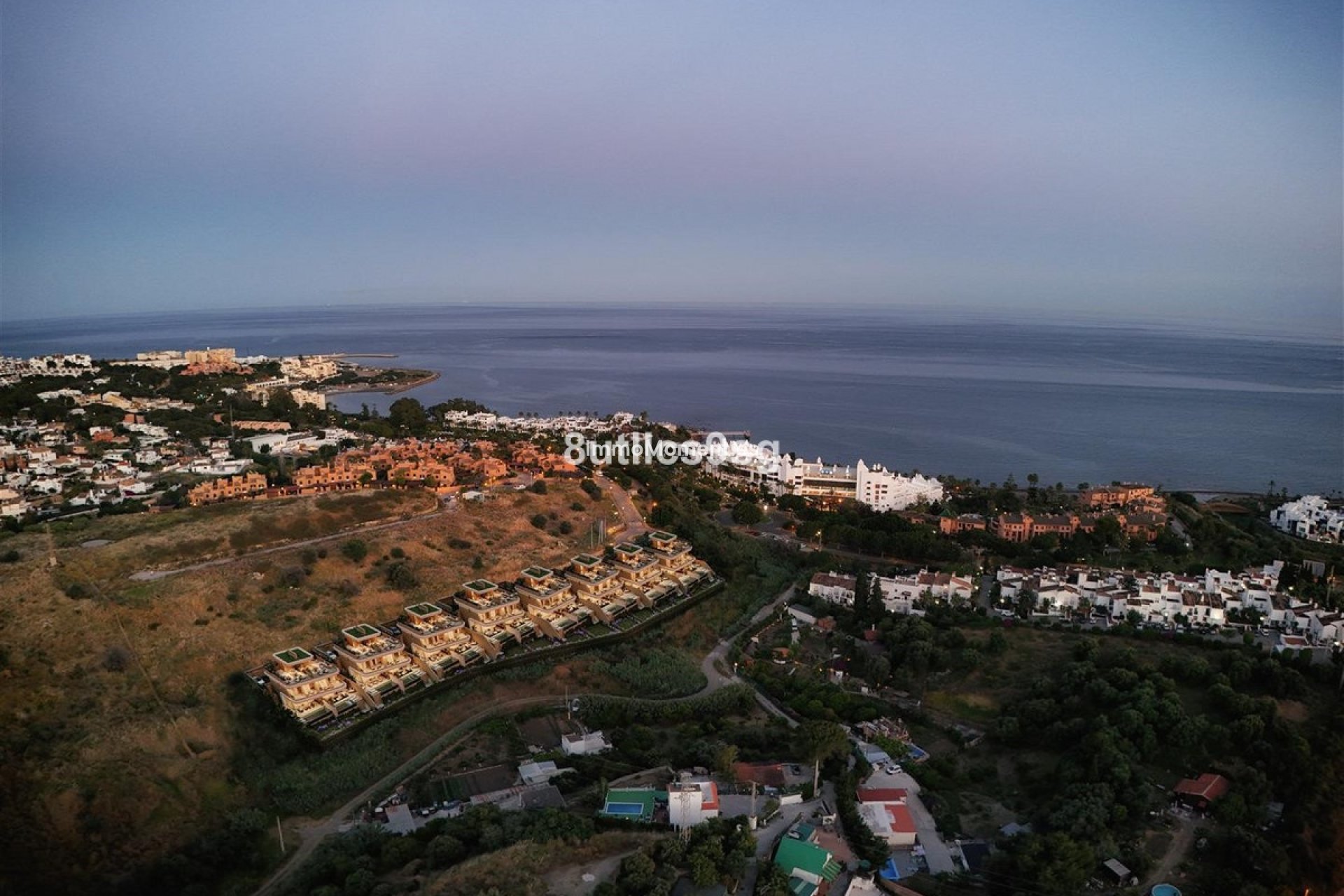 Bestaande woning - Vrijstaande villa - Estepona  - Estepona Centro