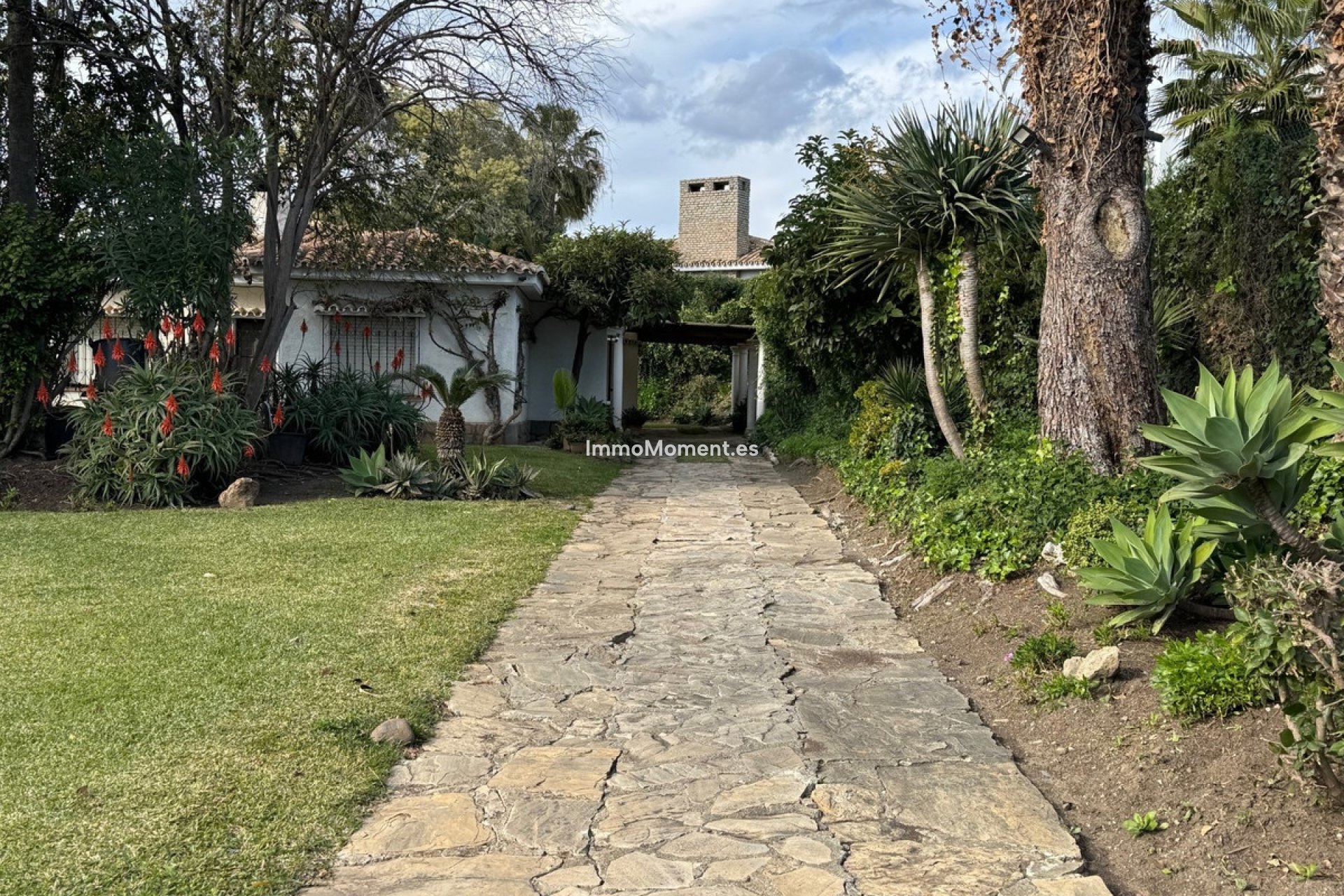 Bestaande woning - Vrijstaande villa - Estepona  - Estepona Centro