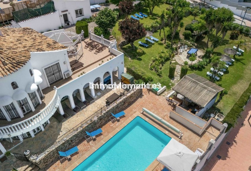 Bestaande woning - Vrijstaande villa - Estepona  - Estepona Centro