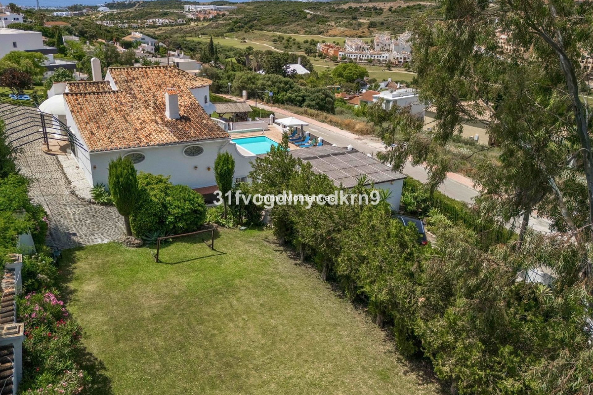 Bestaande woning - Vrijstaande villa - Estepona  - Estepona Centro