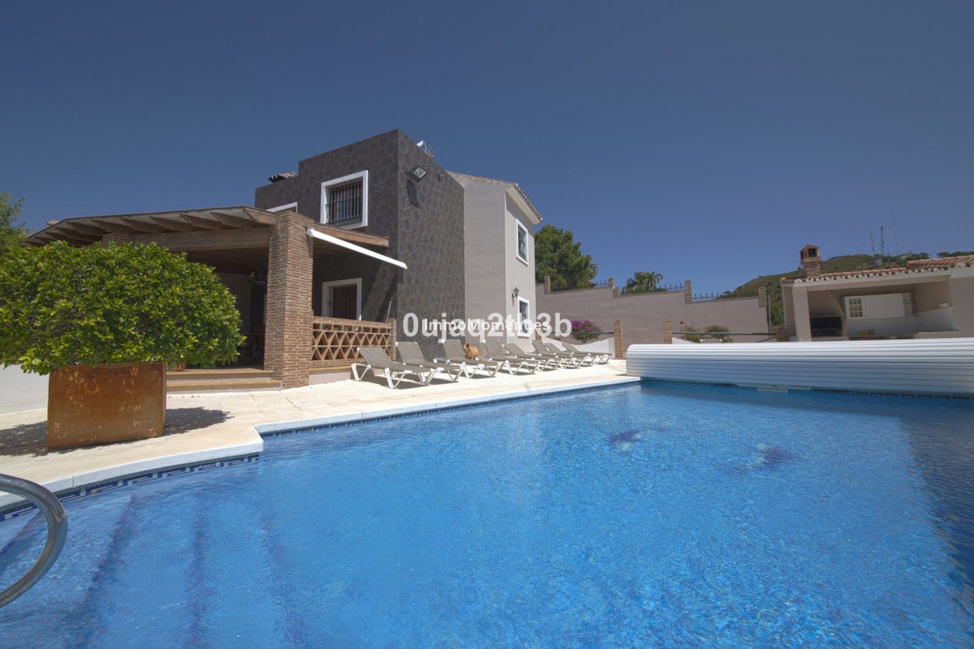Bestaande woning - Vrijstaande villa - Estepona  - Estepona Centro