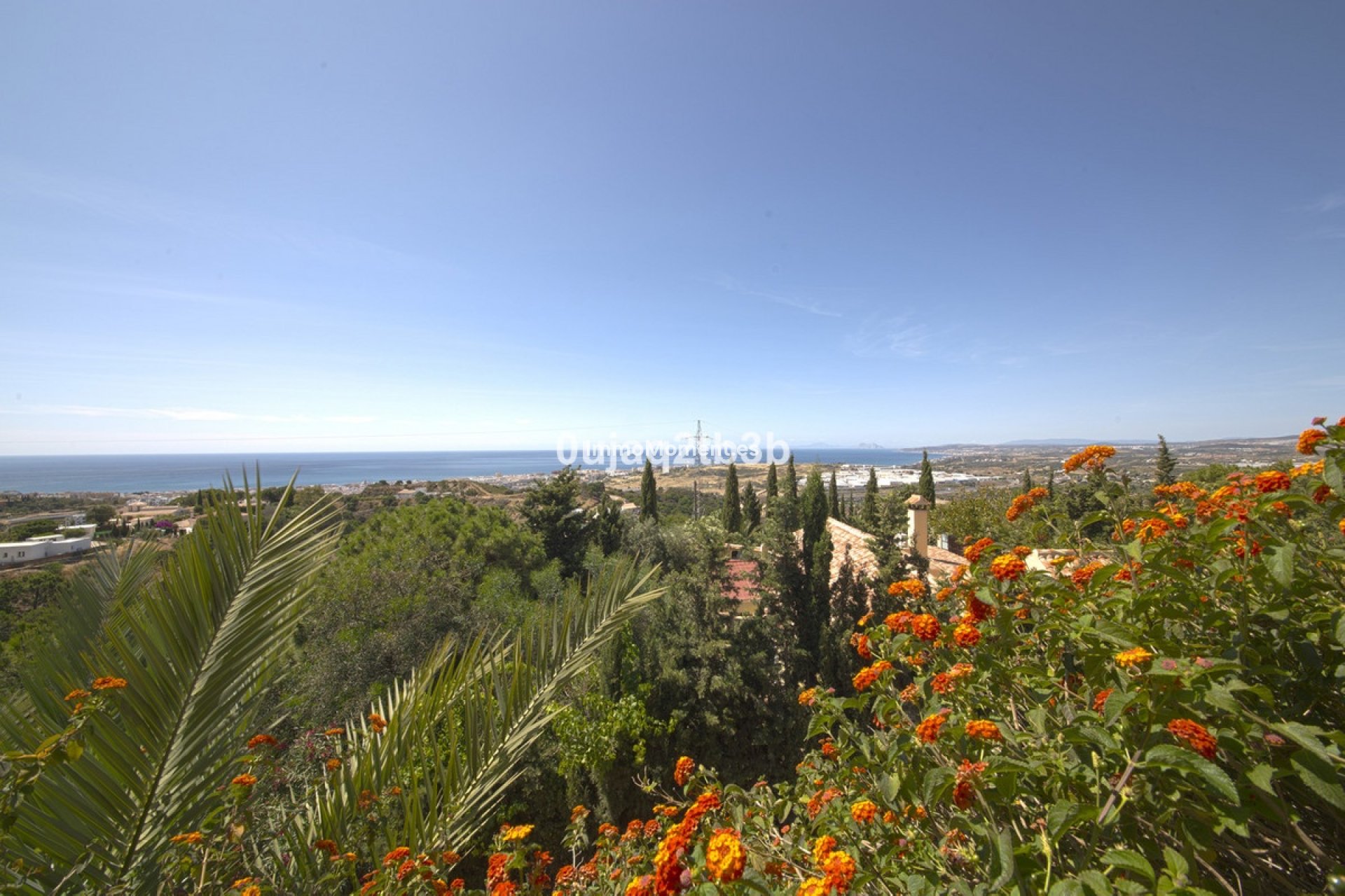Bestaande woning - Vrijstaande villa - Estepona  - Estepona Centro