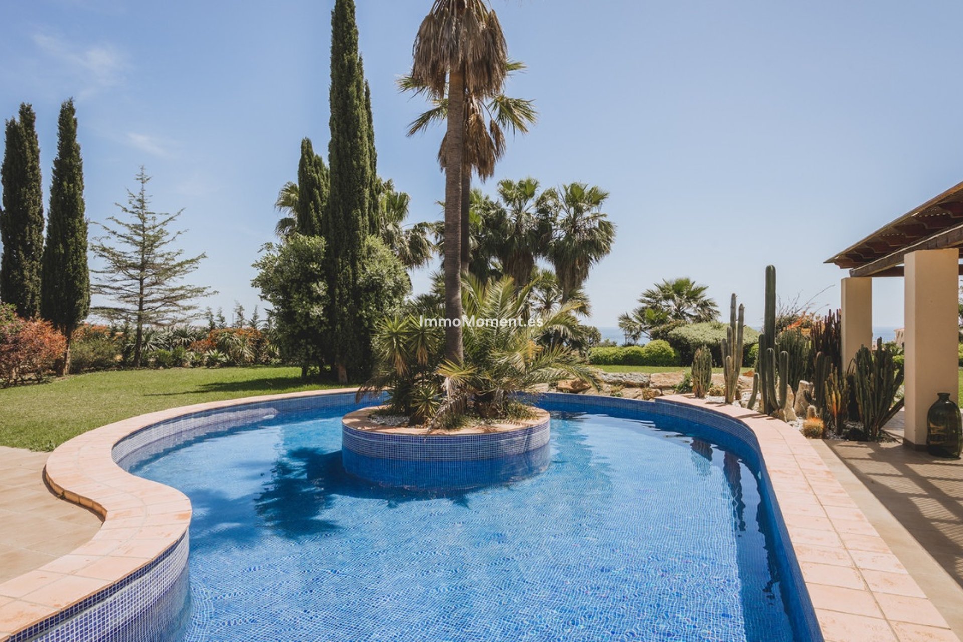 Bestaande woning - Vrijstaande villa - Estepona  - Estepona Centro