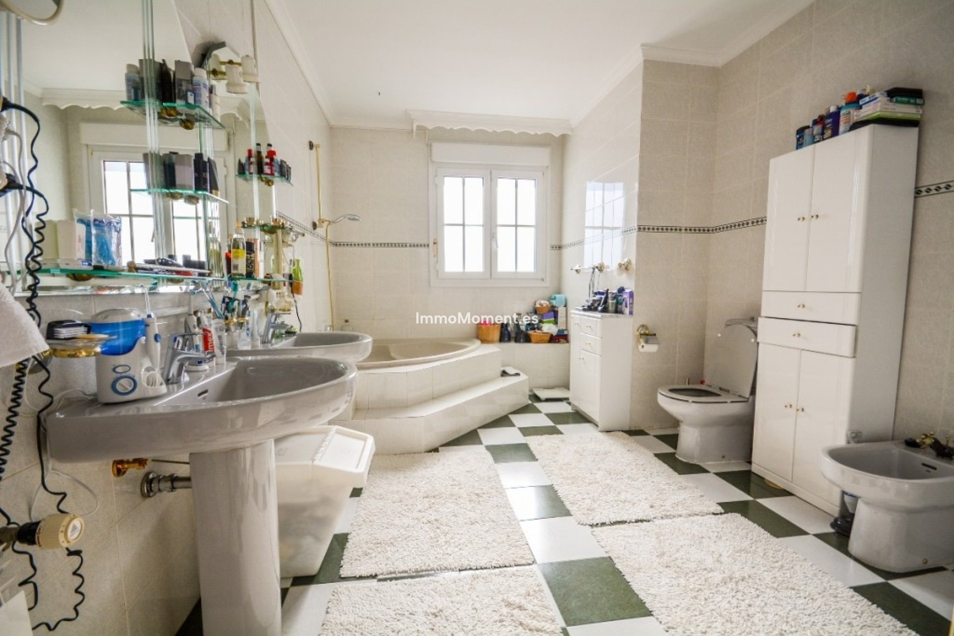 Bestaande woning - Vrijstaande villa - Estepona  - Estepona Centro