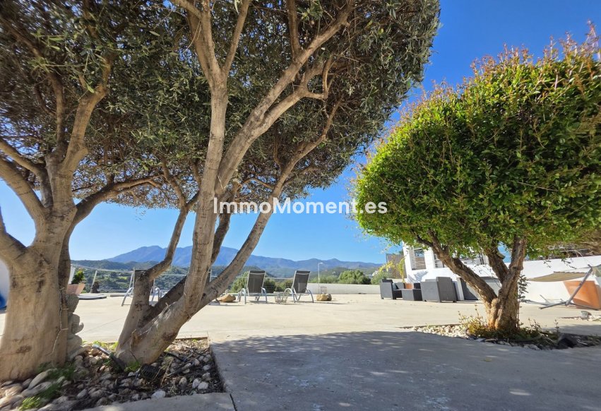 Bestaande woning - Vrijstaande villa - Estepona  - Estepona Centro