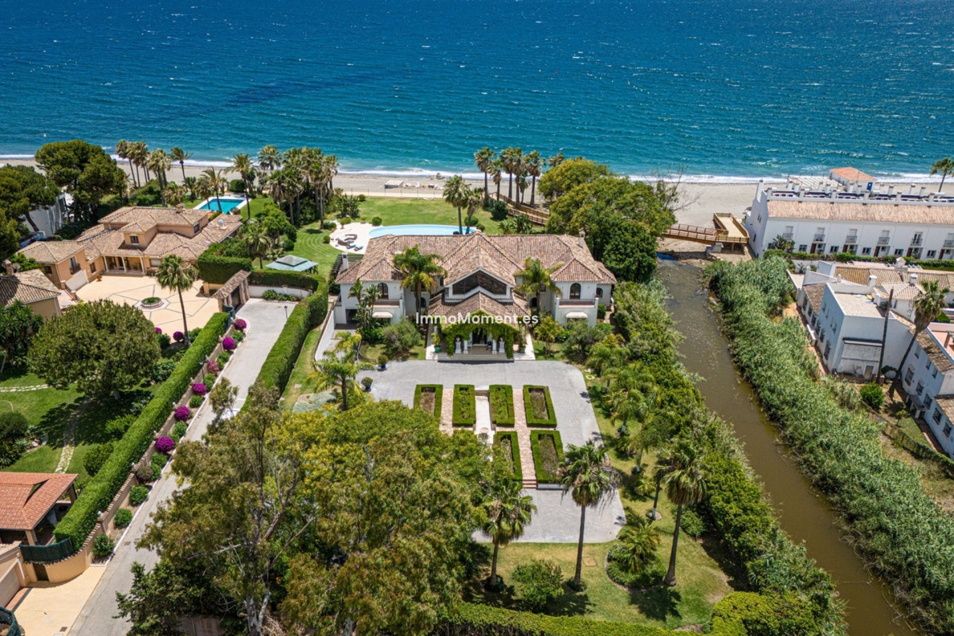 Bestaande woning - Vrijstaande villa - Estepona  - Estepona Centro