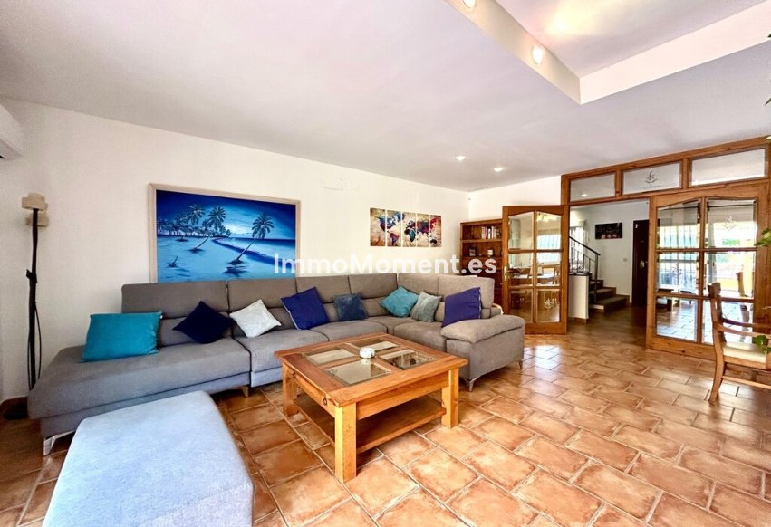 Bestaande woning - Vrijstaande villa - Estepona  - Estepona Centro