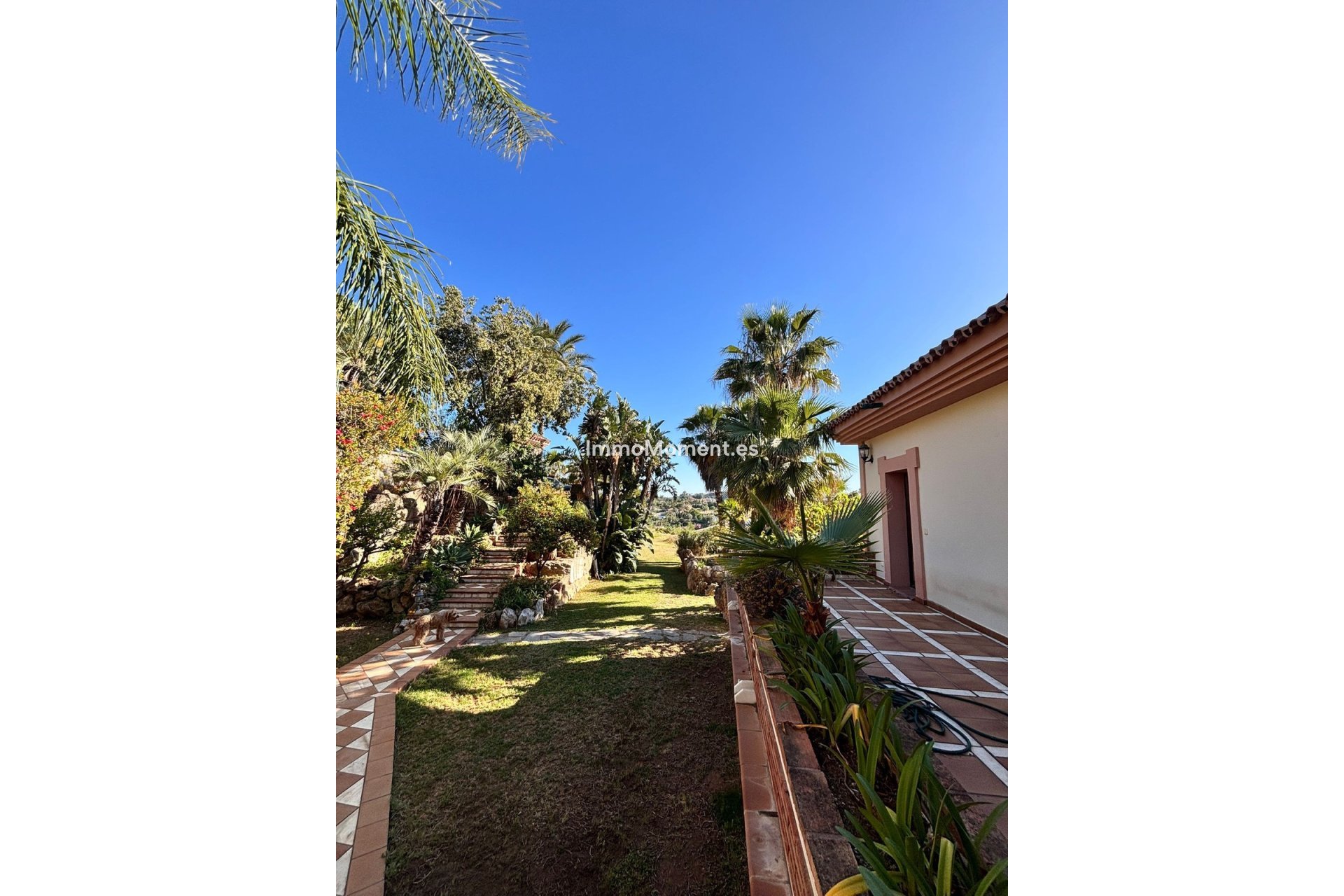 Bestaande woning - Vrijstaande villa - Estepona  - Estepona Centro