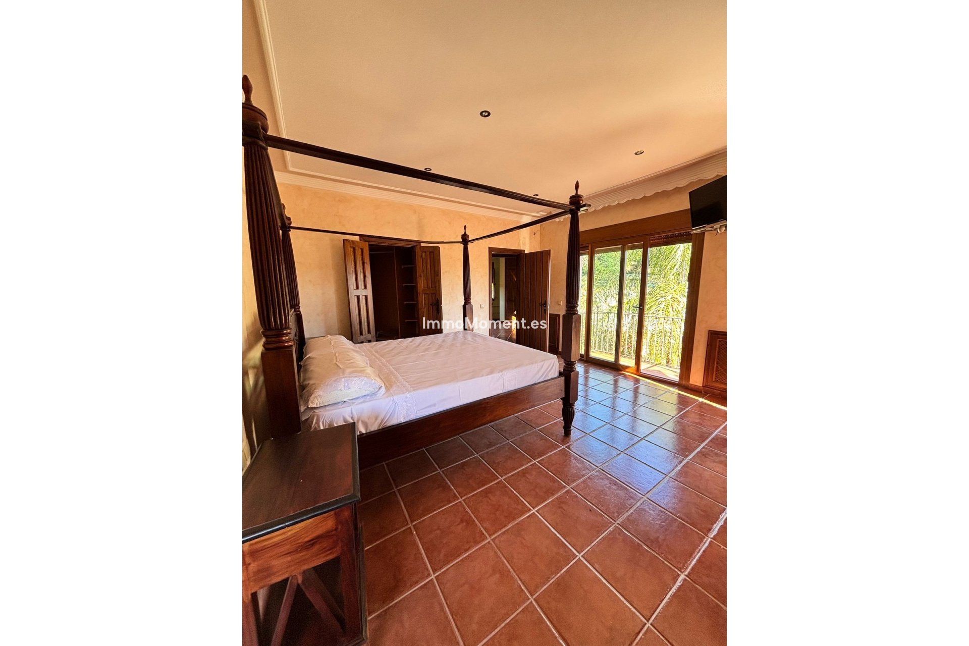 Bestaande woning - Vrijstaande villa - Estepona  - Estepona Centro