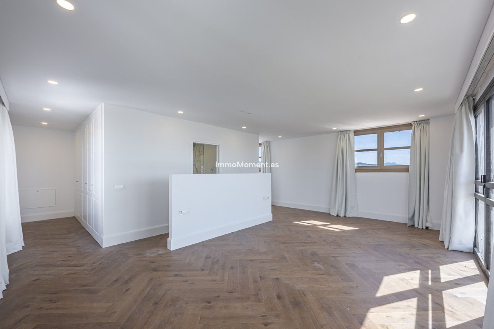 Bestaande woning - Vrijstaande villa - Estepona  - Estepona Centro