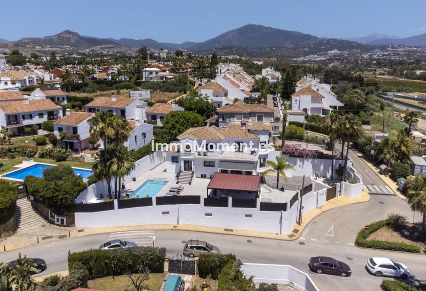 Bestaande woning - Vrijstaande villa - Estepona  - Estepona Centro