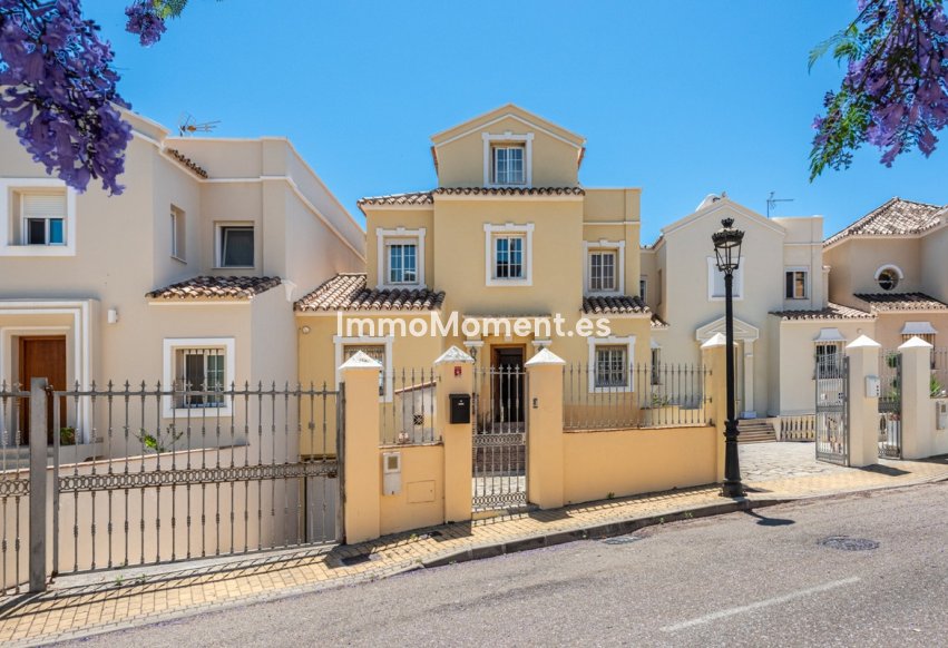 Bestaande woning - Vrijstaande villa - Estepona  - Estepona Centro