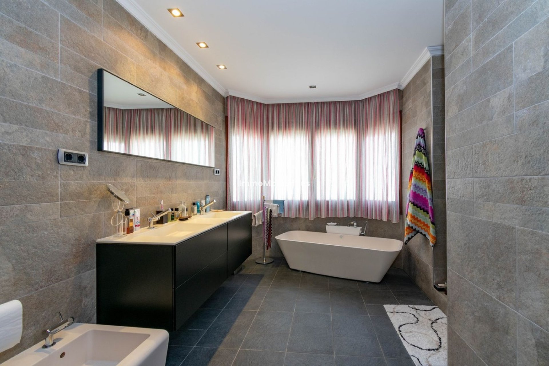 Bestaande woning - Vrijstaande villa - Estepona  - Estepona Centro