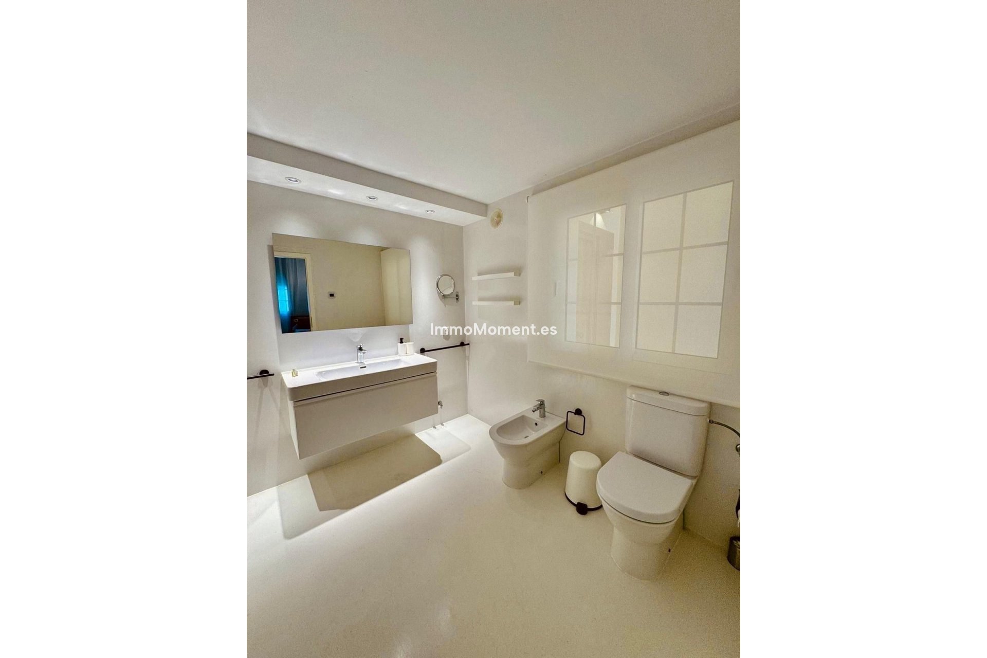 Bestaande woning - Vrijstaande villa - Estepona  - Estepona Centro