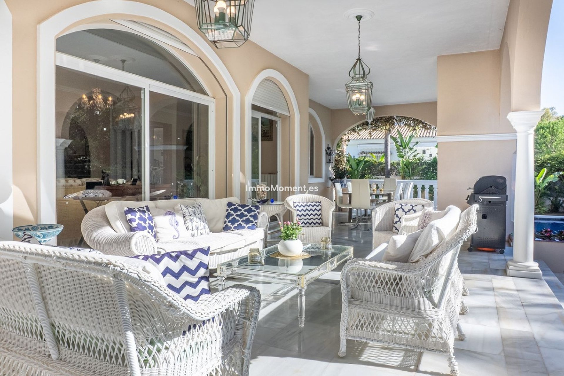 Bestaande woning - Vrijstaande villa - Estepona  - New Golden Mile