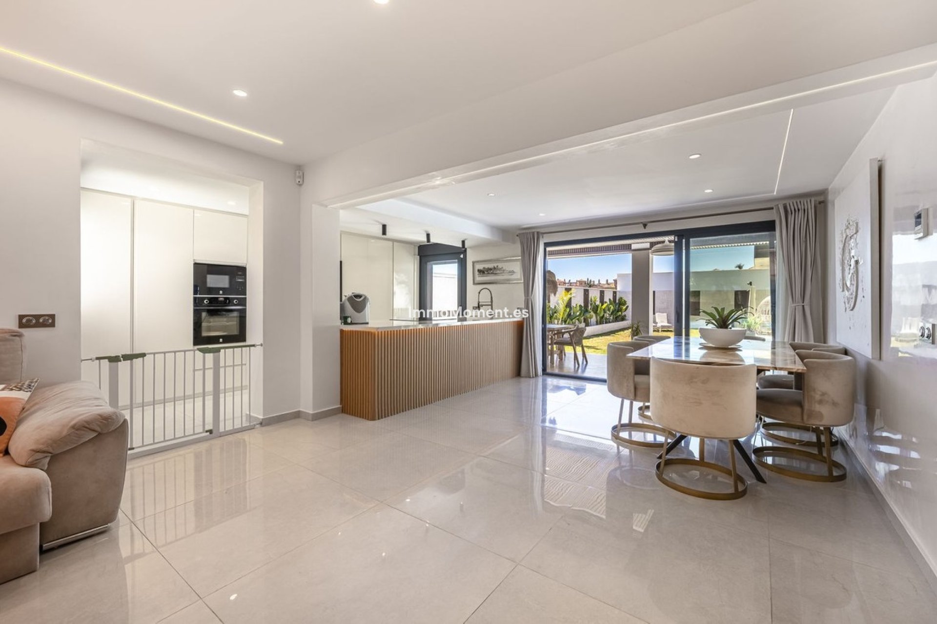 Bestaande woning - Vrijstaande villa - Estepona  - New Golden Mile