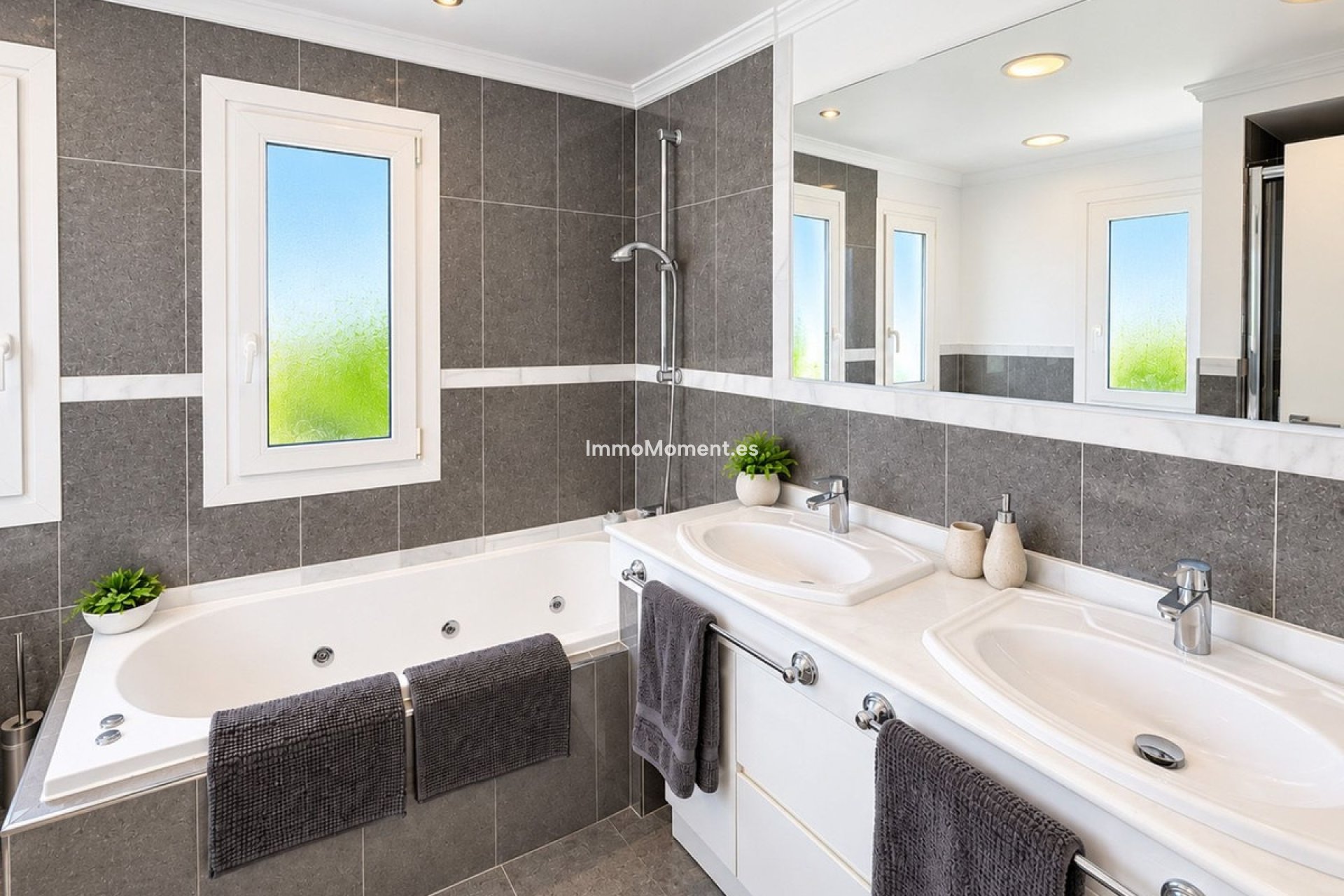 Bestaande woning - Vrijstaande villa - Estepona  - Selwo