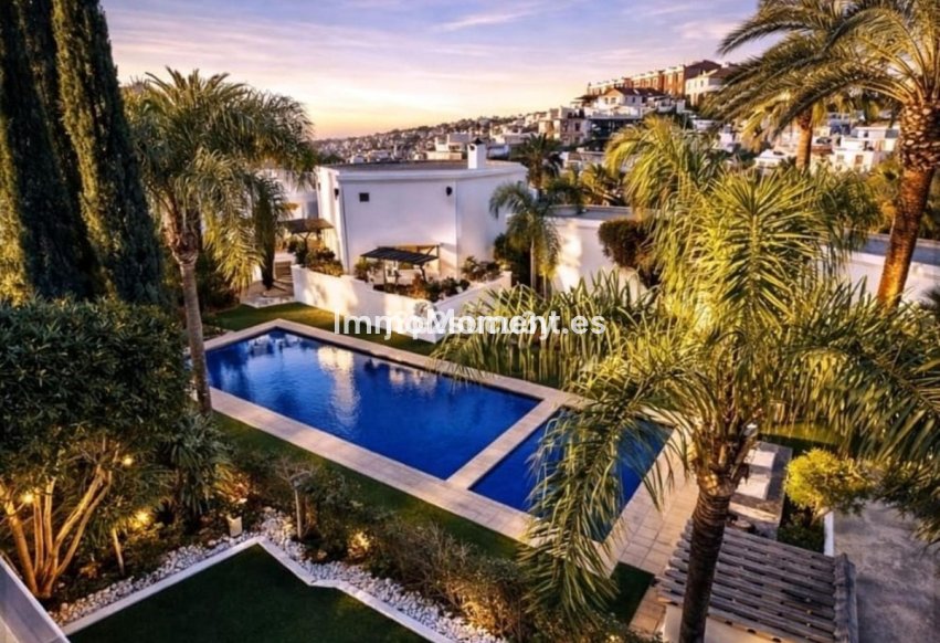 Bestaande woning - Vrijstaande villa - Estepona  - Selwo