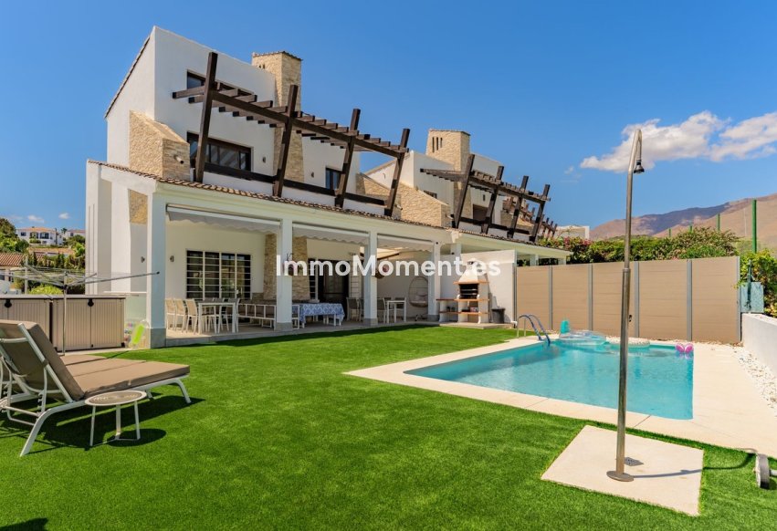 Bestaande woning - Vrijstaande villa - Estepona  - Valle Romano
