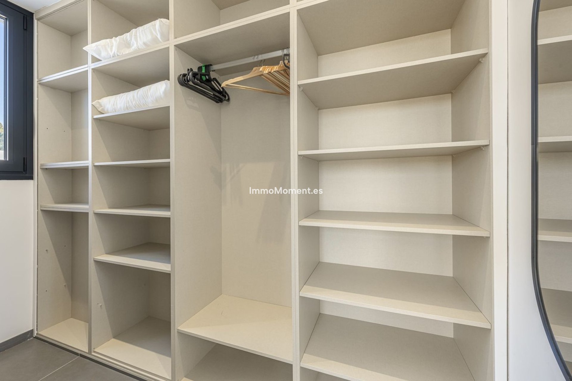 Bestaande woning - Vrijstaande villa - Estepona  - Valle Romano