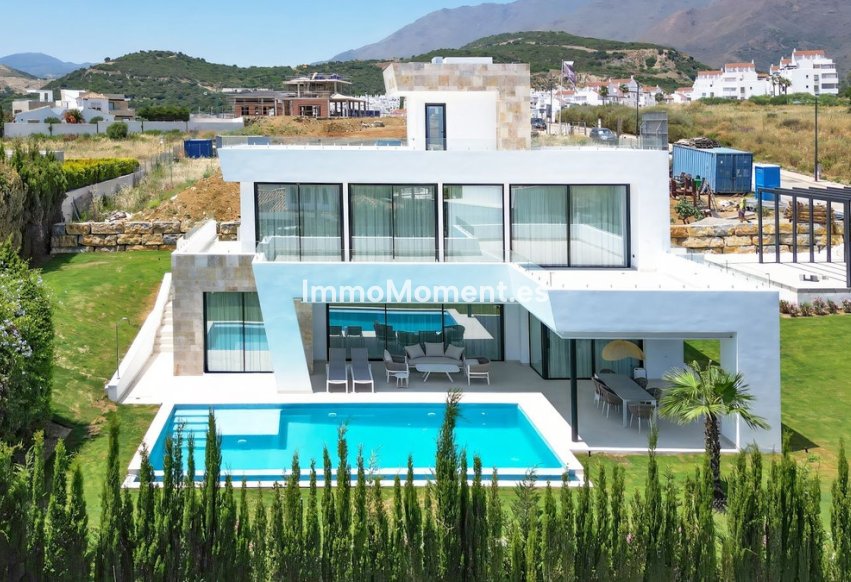 Bestaande woning - Vrijstaande villa - Estepona  - Valle Romano