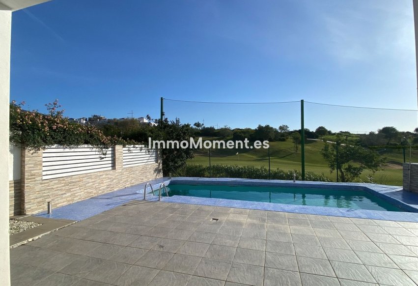 Bestaande woning - Vrijstaande villa - Estepona  - Valle Romano
