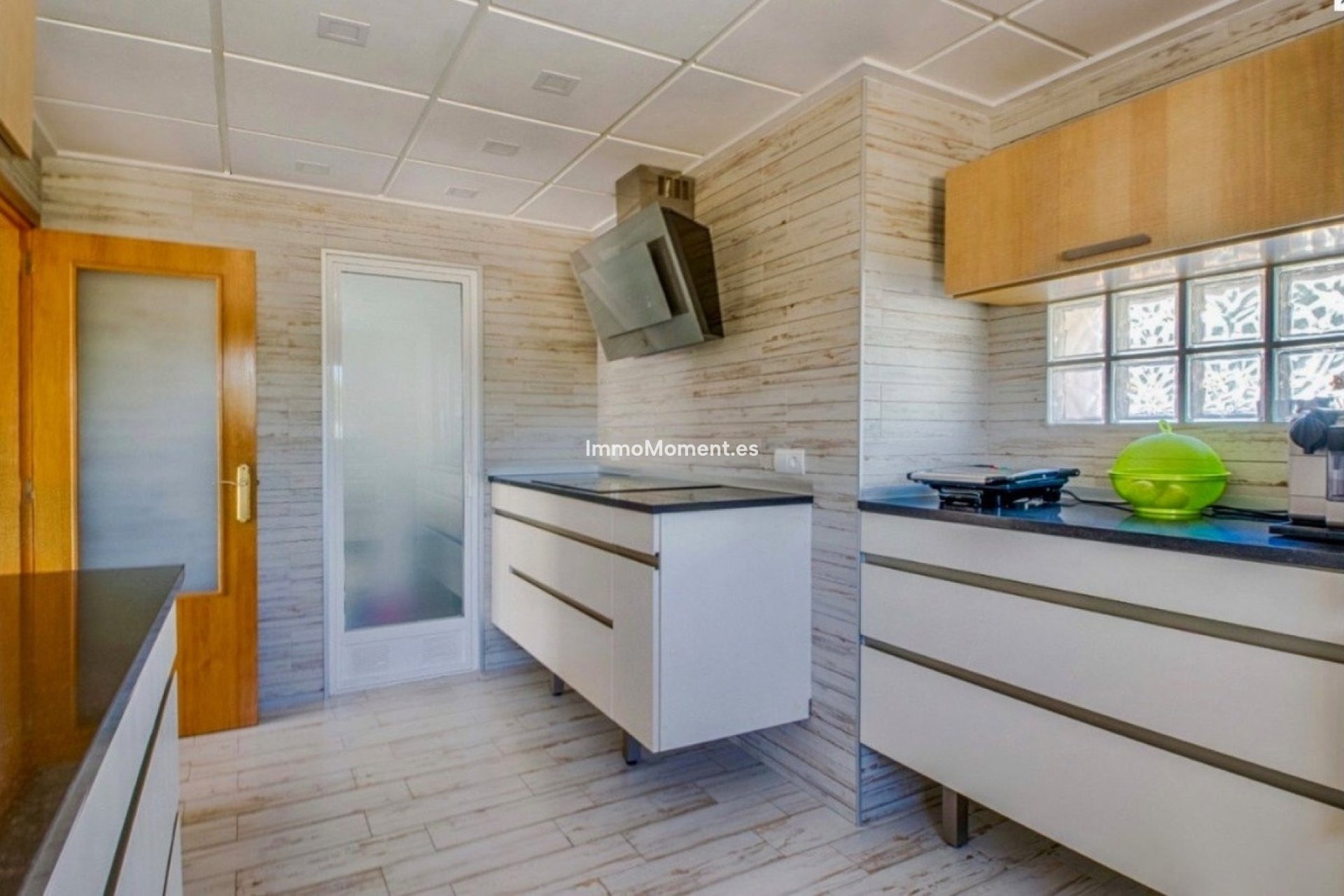 Bestaande woning - Vrijstaande villa - La Nucía - La Nucia Centro
