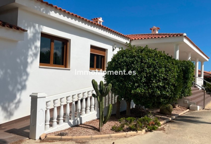 Bestaande woning - Vrijstaande villa - La Nucía - La Nucia Centro