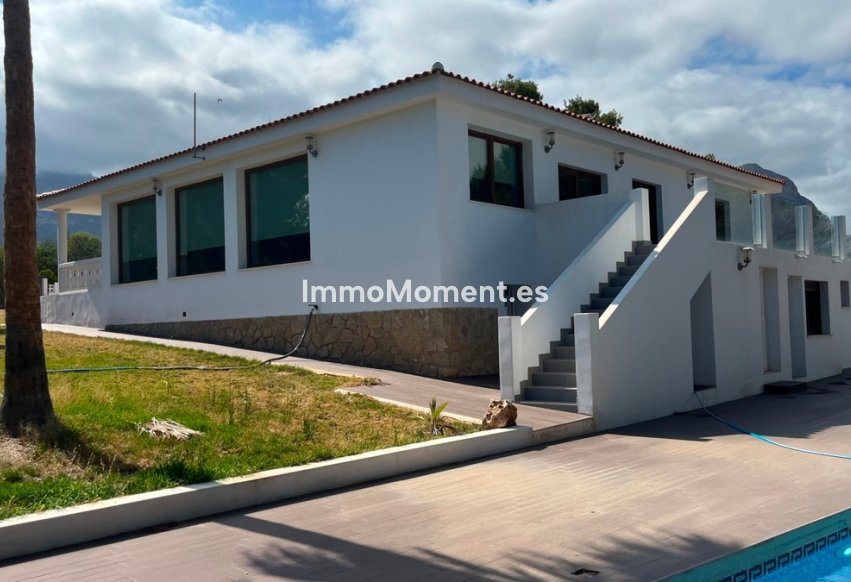 Bestaande woning - Vrijstaande villa - La Nucía - La Nucia Centro