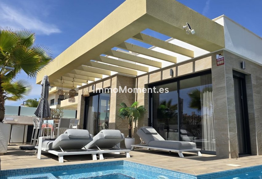 Bestaande woning - Vrijstaande villa - Los Montesinos - Los Montesinos Centro