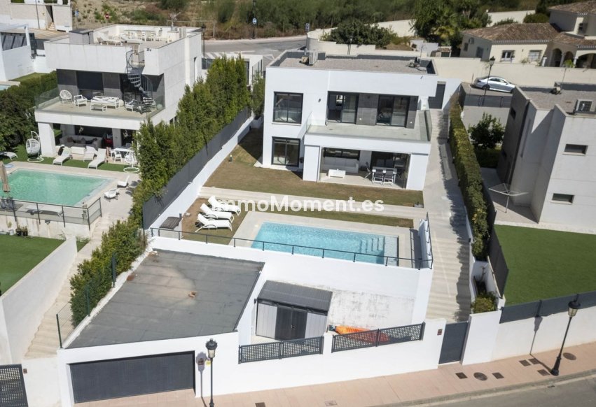 Bestaande woning - Vrijstaande villa - Manilva - La Duquesa