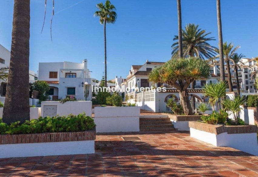 Bestaande woning - Vrijstaande villa - Manilva - La Duquesa