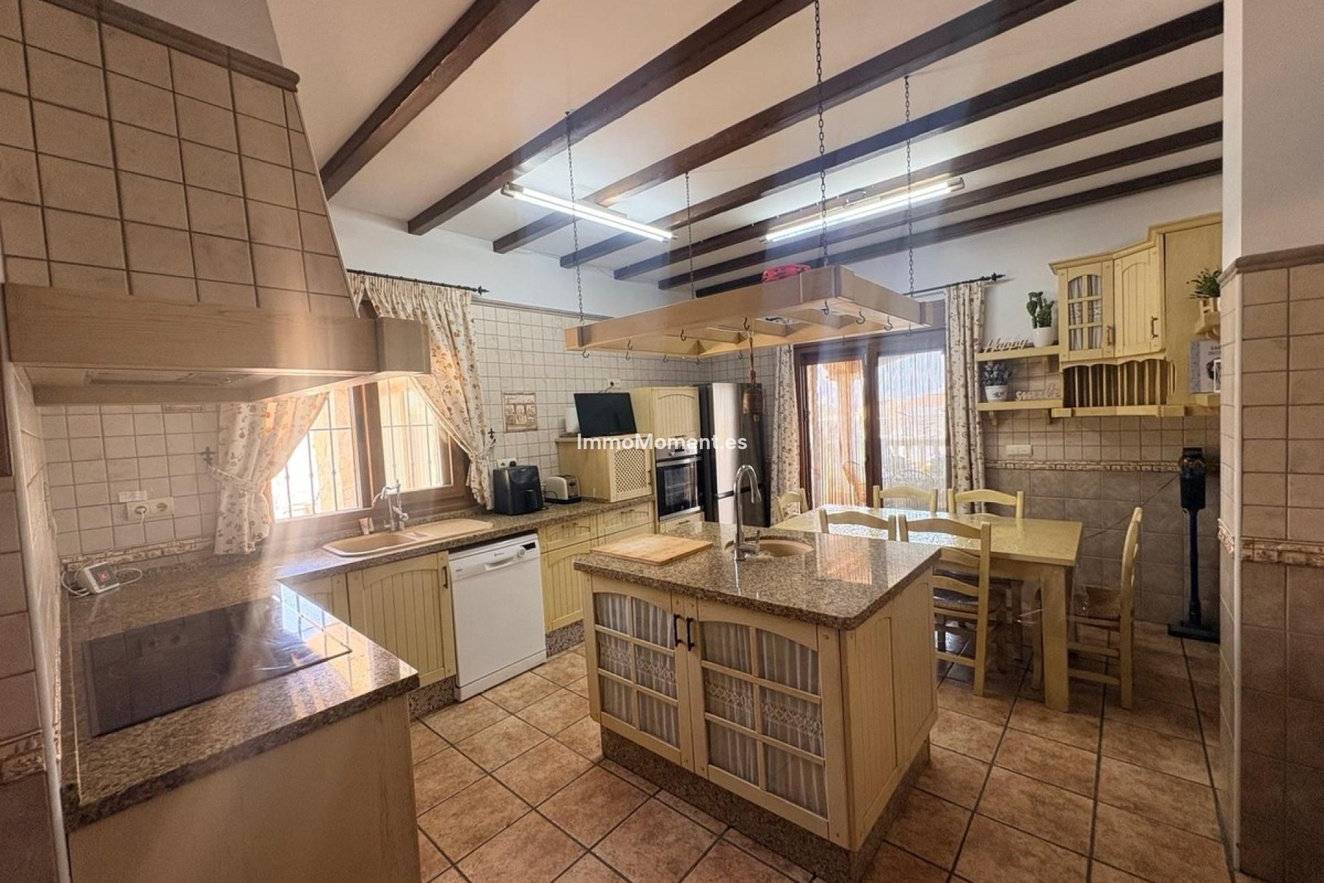 Bestaande woning - Vrijstaande villa - Manilva