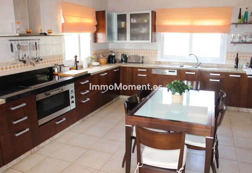 Bestaande woning - Vrijstaande villa - Marbella - Artola