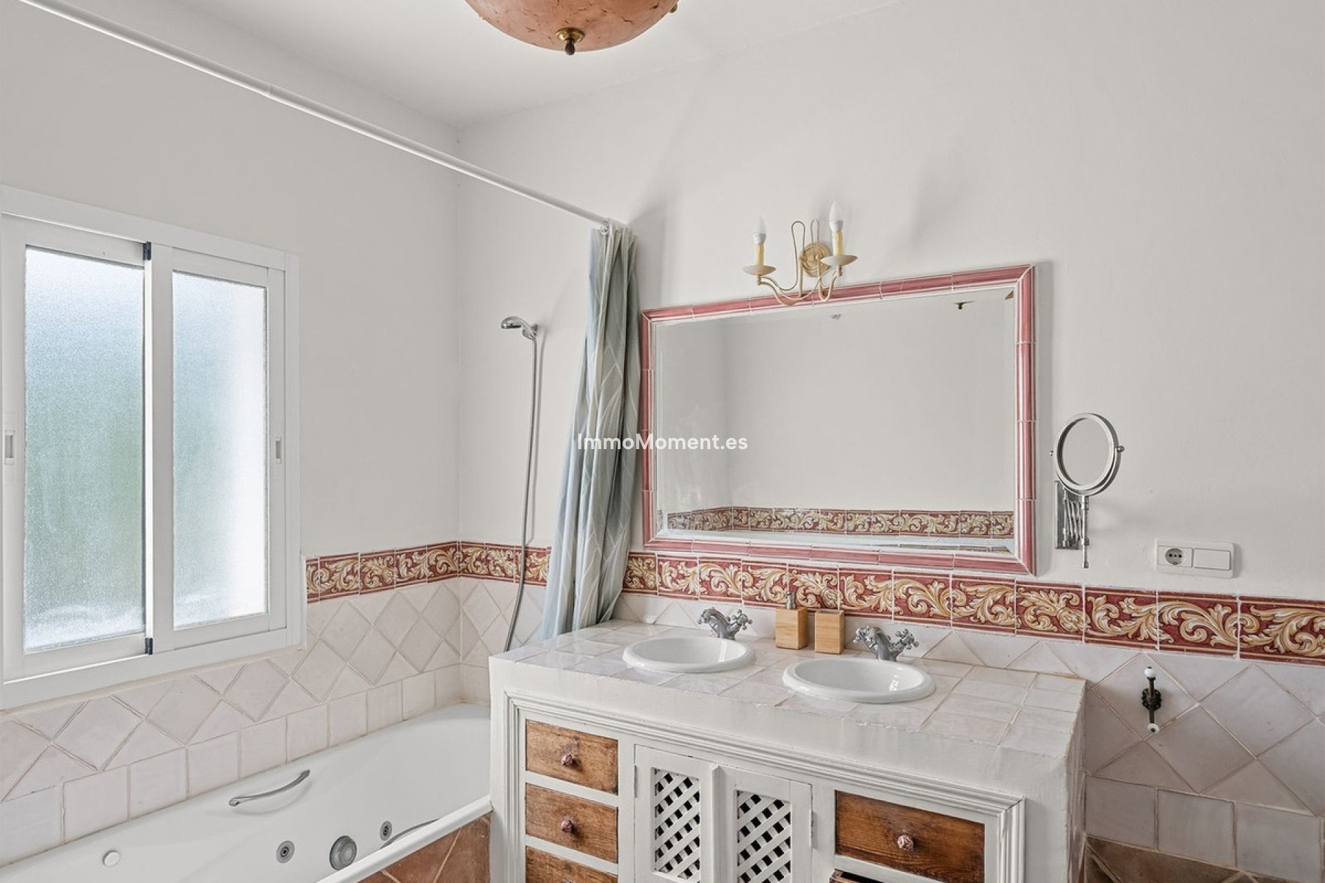 Bestaande woning - Vrijstaande villa - Marbella - El Rosario