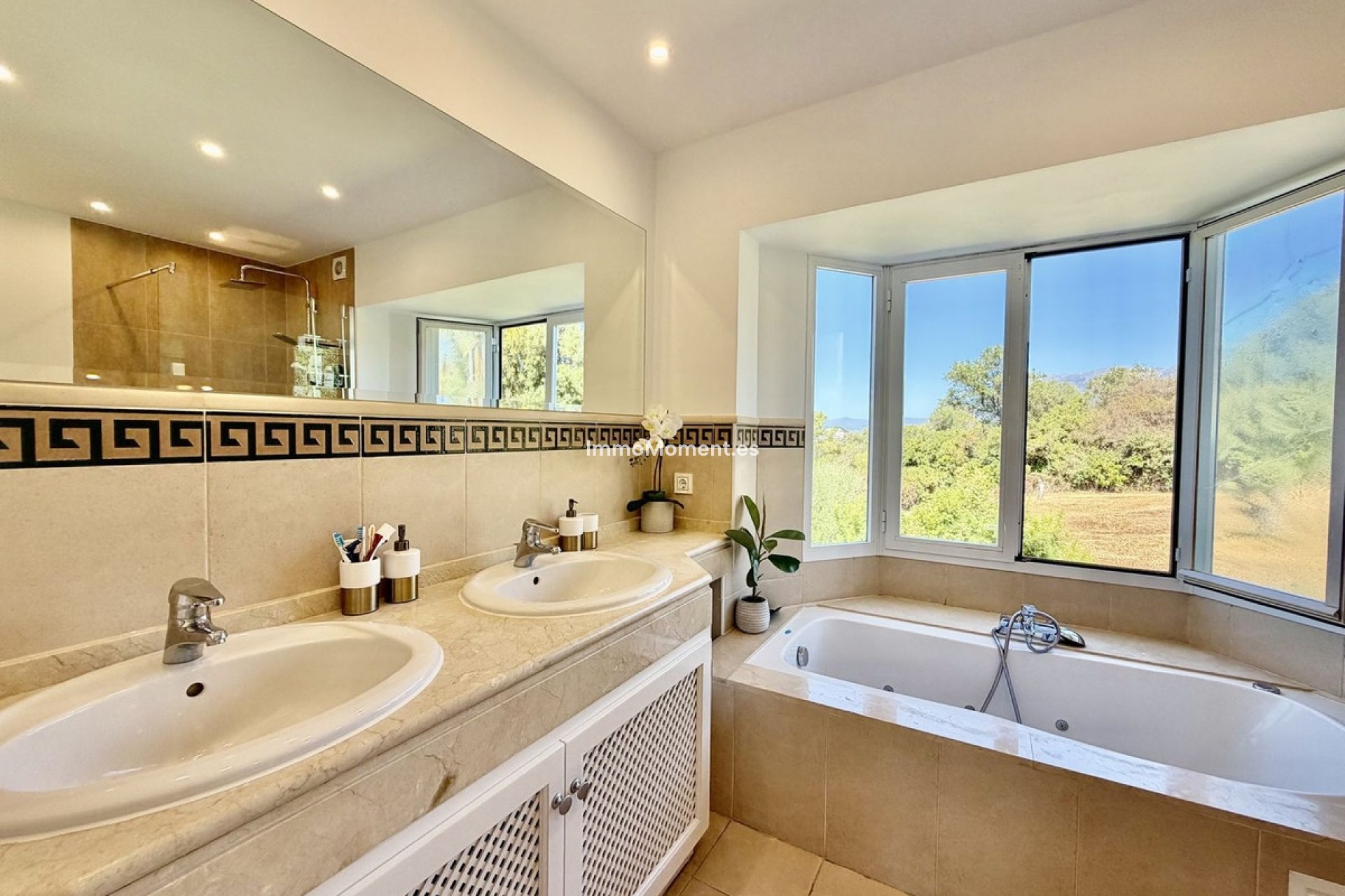 Bestaande woning - Vrijstaande villa - Marbella - El Rosario